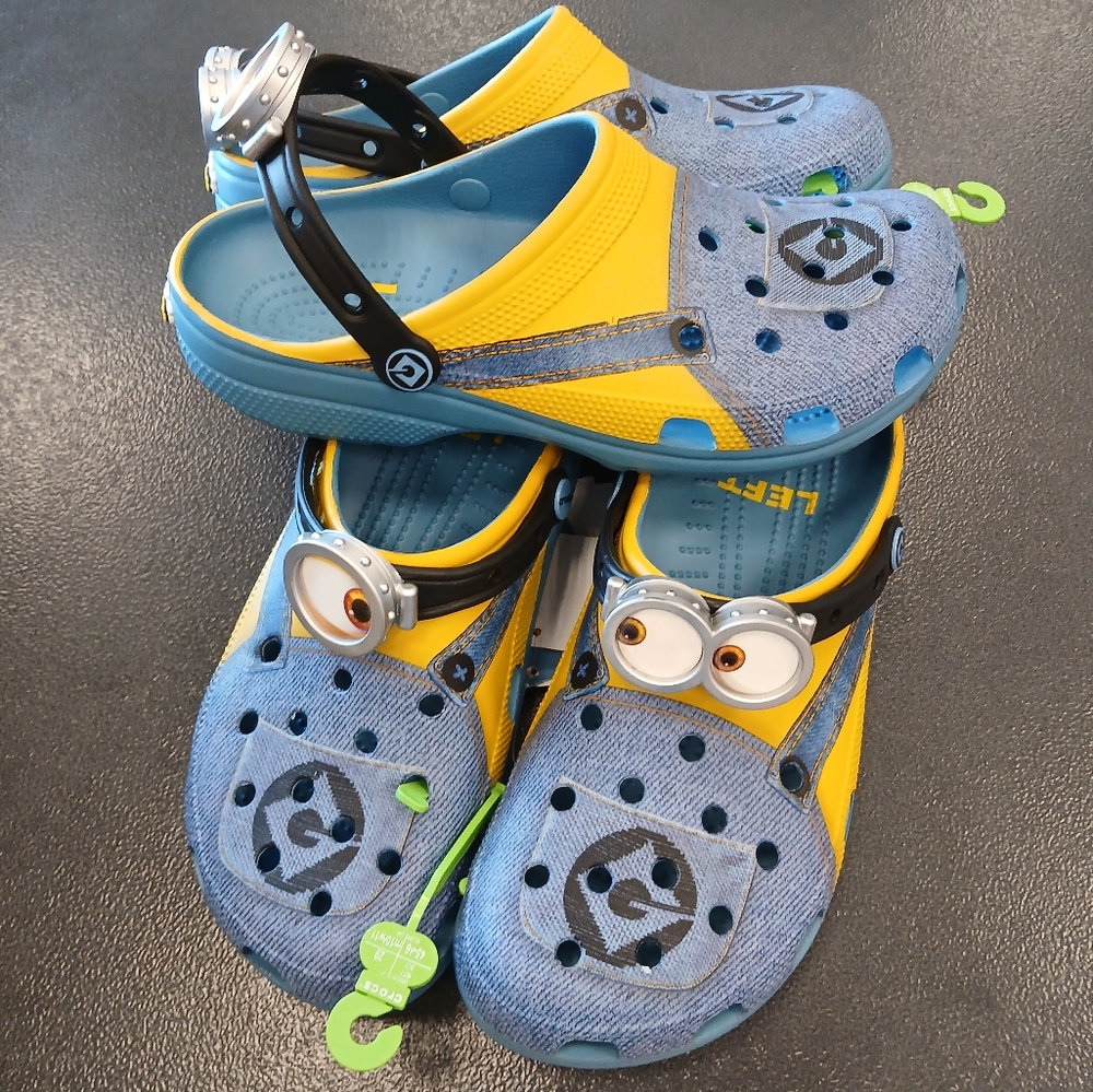 (New) Crocs Minions Clogs (M10/W12)